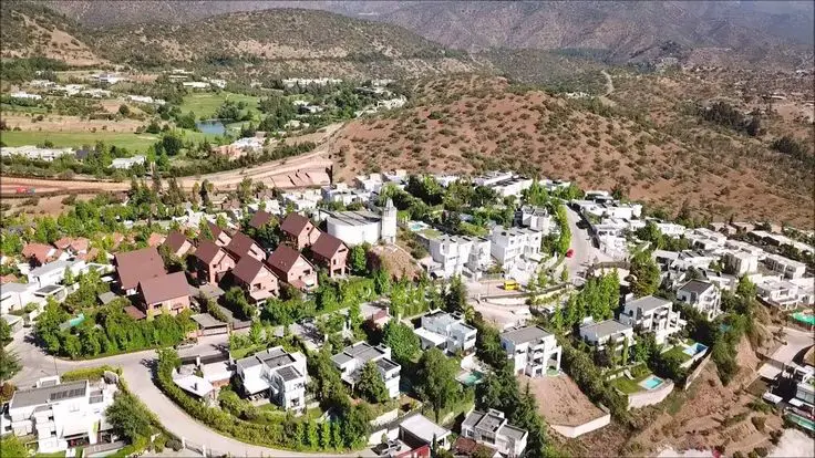 Vivir en La Dehesa, un estilo de vida entre naturaleza y diseño