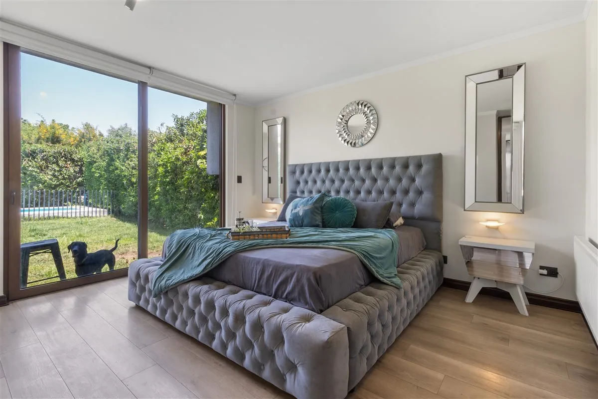 Casa en venta 3 dormitorios y 3 baños con piscina en Piedra Roja Chicureo