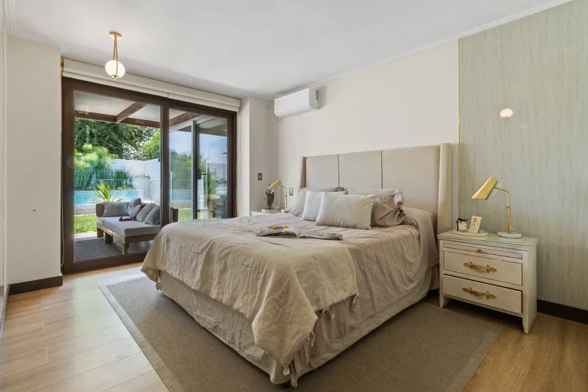 Casa impecable en condominio 