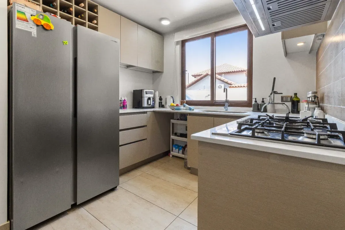 Casa impecable en condominio 
